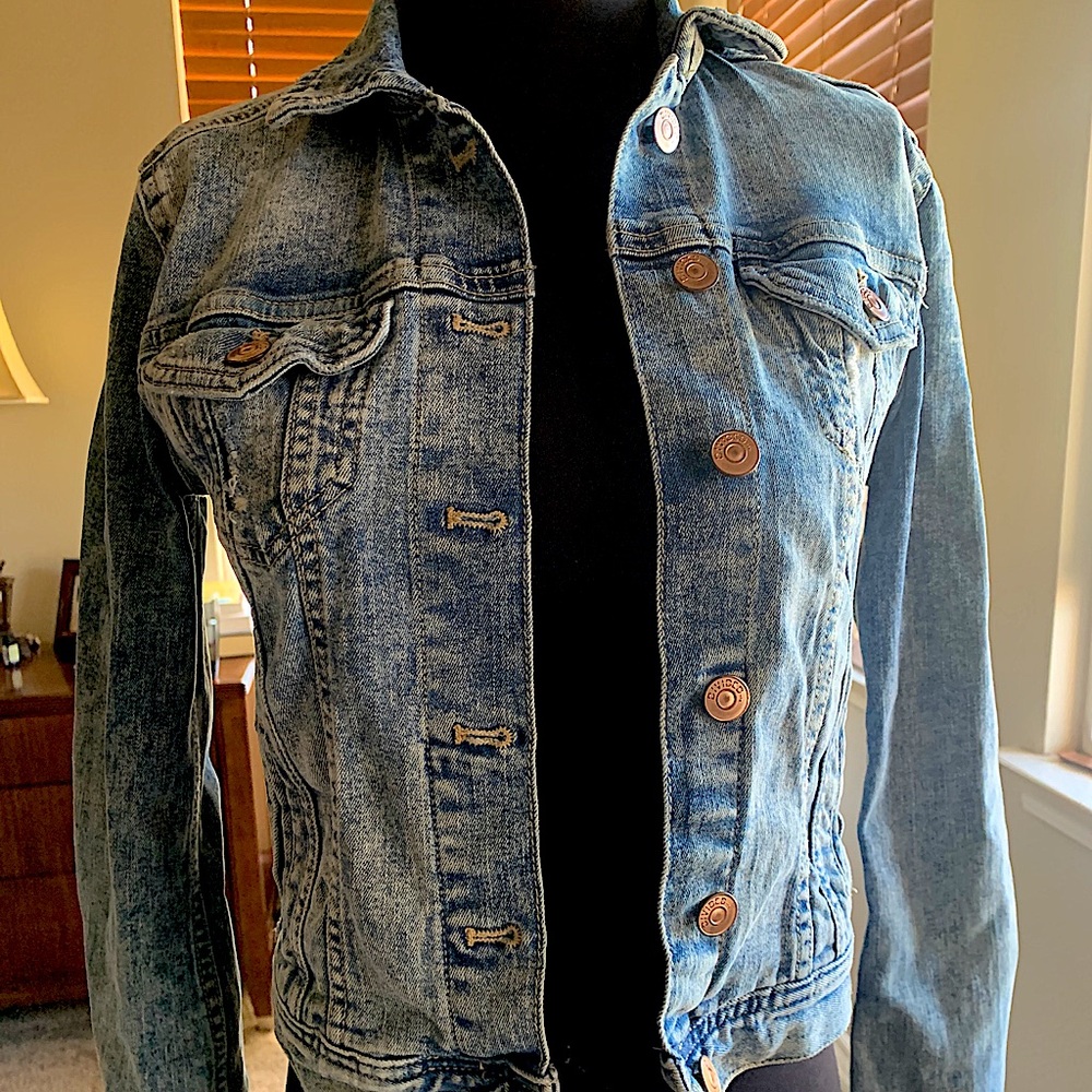 H&M denim jacket Sz 6